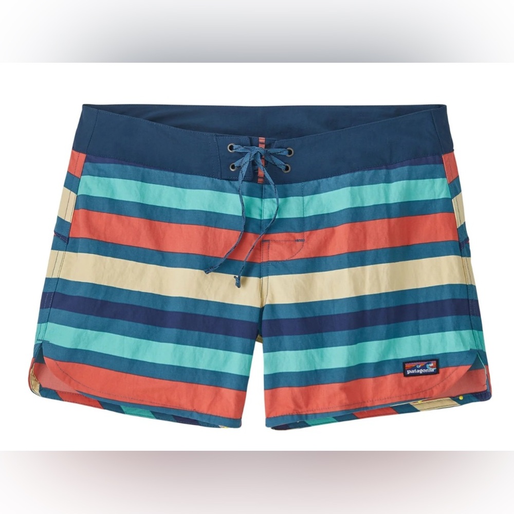 Patagonia Wavefarer 5 Inch Boardshort in Water Ribbons: Wavy Blue Size 22 NWT